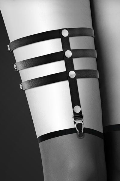 so2219-44636777228912 Гартер на ногу Bijoux Pour Toi - 3 THONGS Black, сексуальна підв'язка, екошкіра (SO2219) - Зображення 1